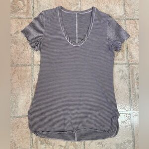 Lululemon shirt